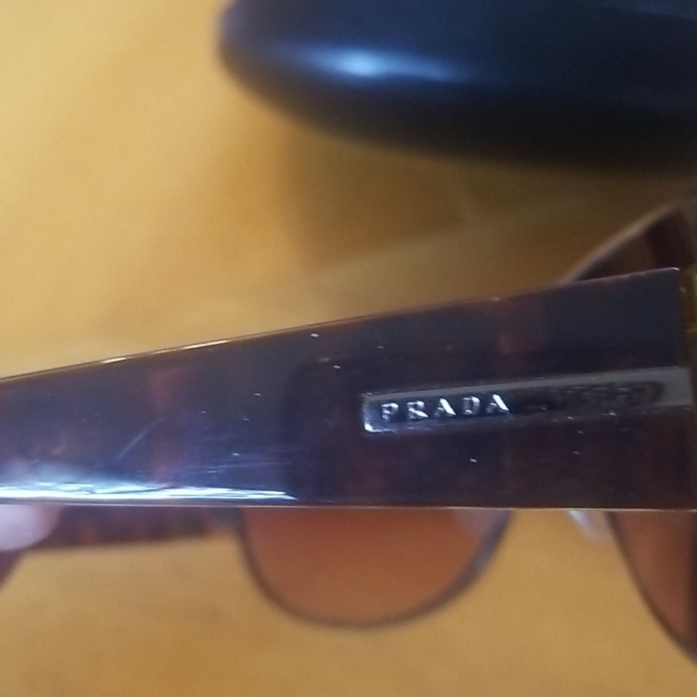 Sunglasses - Picture 2 of 4